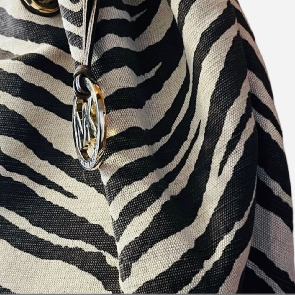 Michael Kors Zebra Print - image 4
